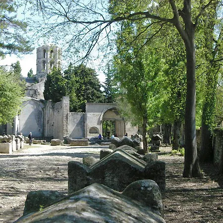 La Centre Арль